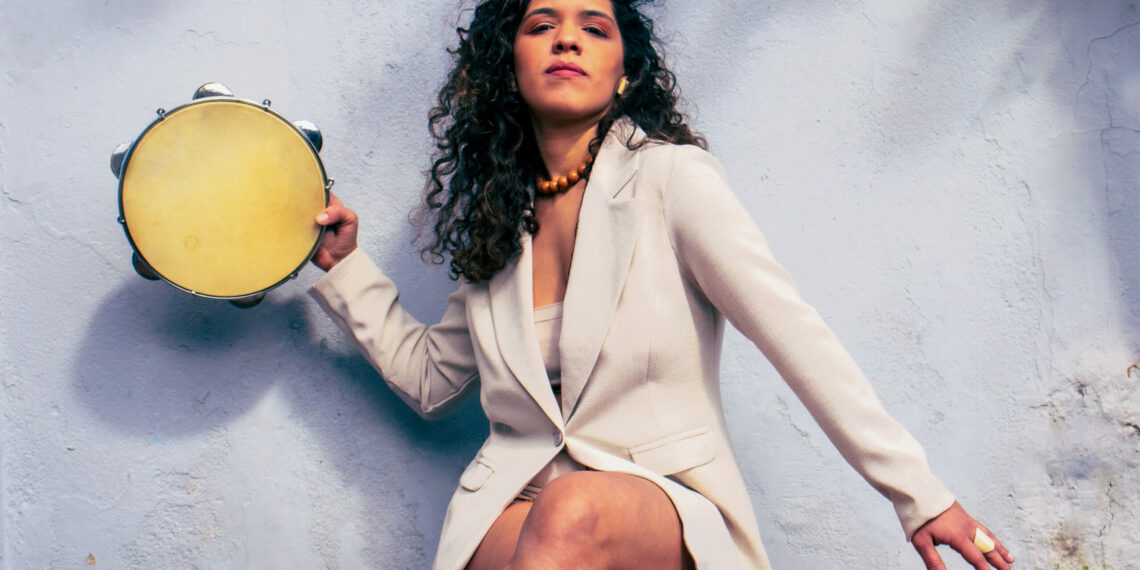 Talita Avelino lança álbum autoral no TCA