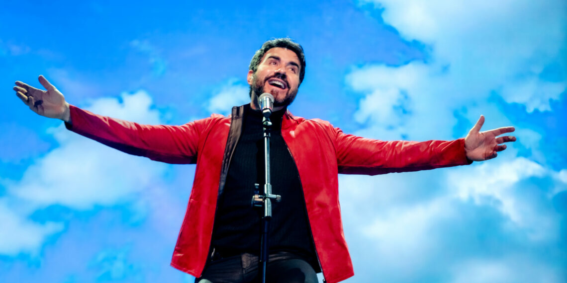 Padre Fábio de Melo se apresenta em Salvador