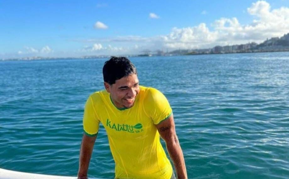 Clube de remo promove remada da copa na Baía de Todos os Santos