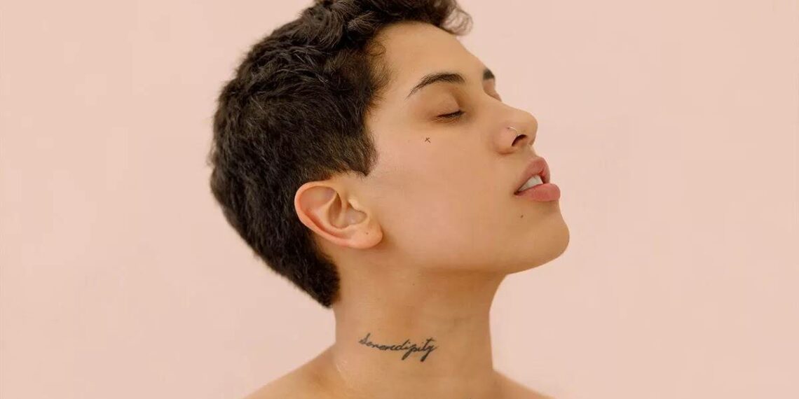 Ana Gabriela traz para Salvador sua potência artística e representatividade