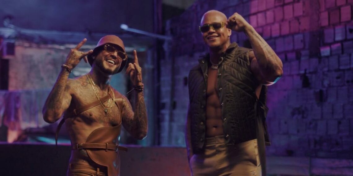 Léo Santana lança single “Favela Venceu” em parceria com Igor Kannário