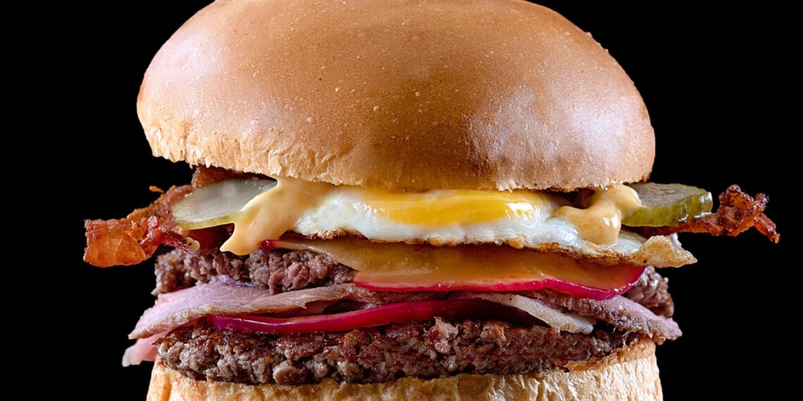 Hamburgueria artesanal do Rio Vermelho lança opções para a turma do pós-balada