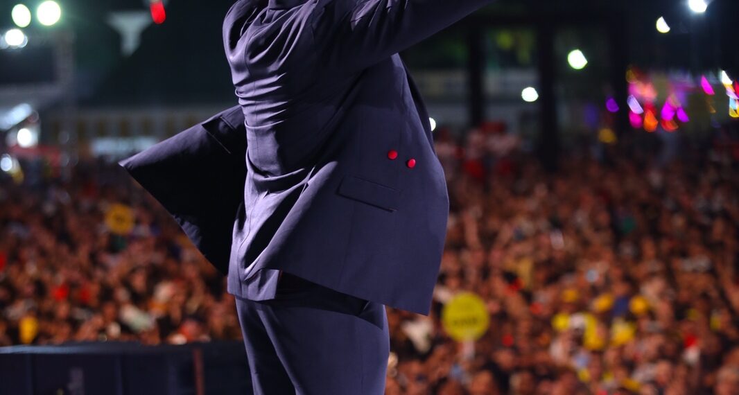 Léo Santana anuncia abertura de vendas da segunda edição do Baile da Santinha