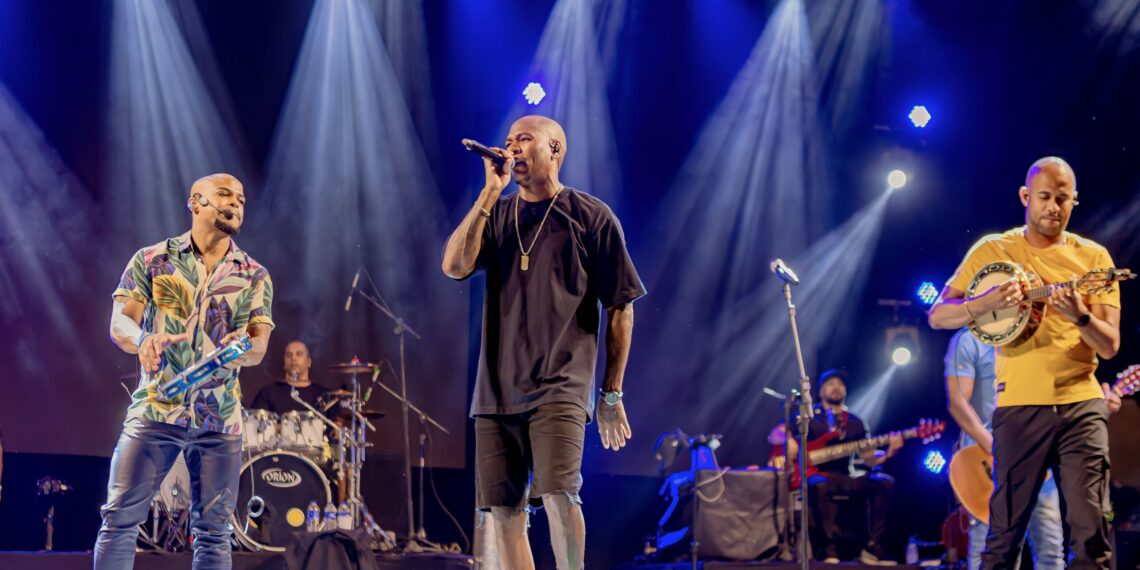 Turma do Pagode conquistou os corações soteropolitanos no Festival Êta