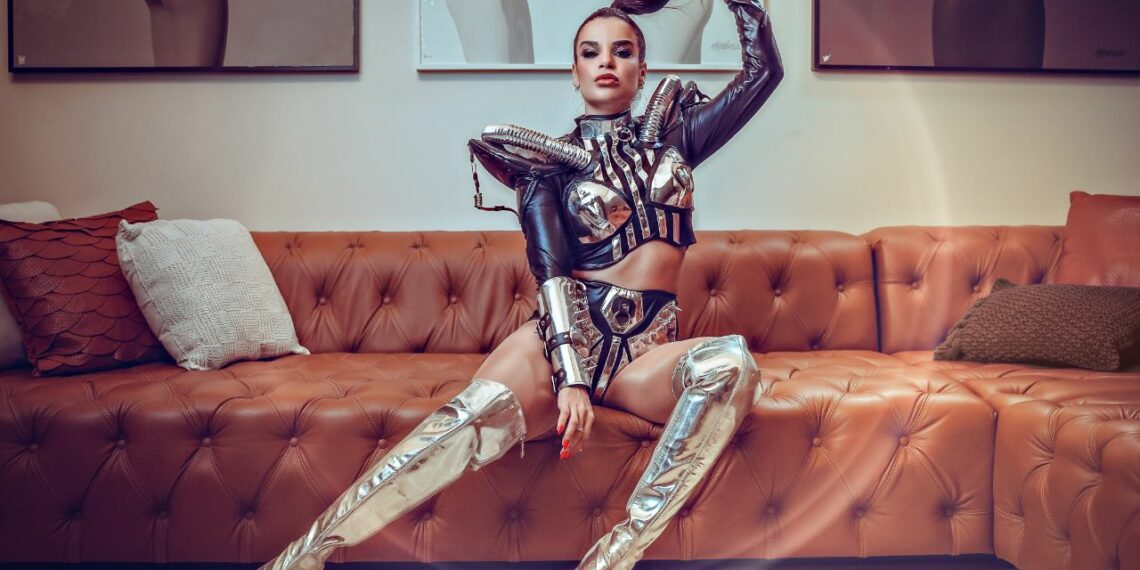 Bloco Uau se junta ao Chá da Alice e leva o som do Babado Novo para 4 capitais