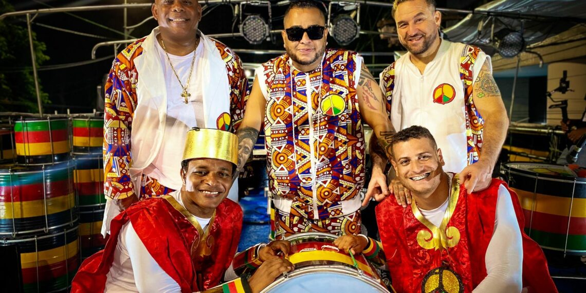 Bloco Olodum aborda em sua temática carnavalesca a história da percussão