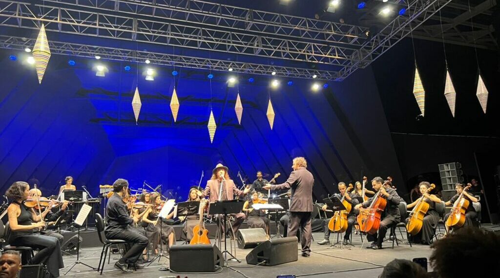 Alceu e Orquestra Ouro Preto lotam Concha Acústica com espetáculo ‘Valencianas’