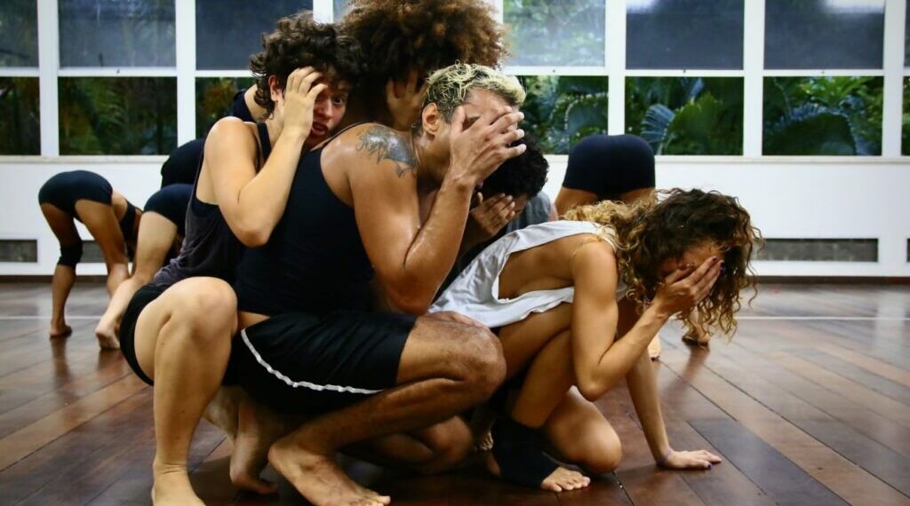 Novo espetáculo do grupo de dança contemporânea da UFBA estreia em Salvador