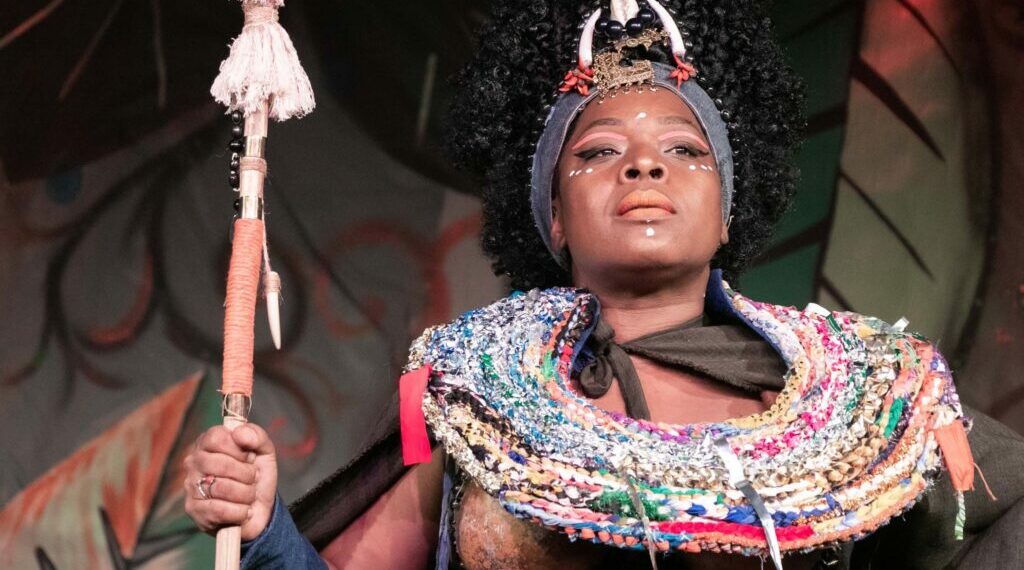 Peça infantil que fala sobre racismo estrutural encerra temporada em Salvador