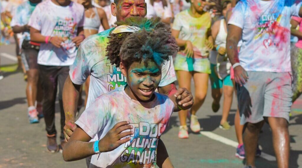 Martagão Gesteira promove Corrida Colorida em prol das crianças atendidas no hopital
