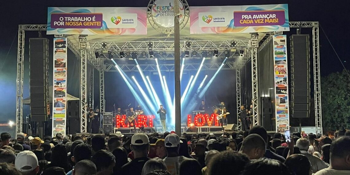 Kart Love animou Santa Rita de Cássia com show no tradicional festejo da padroeira