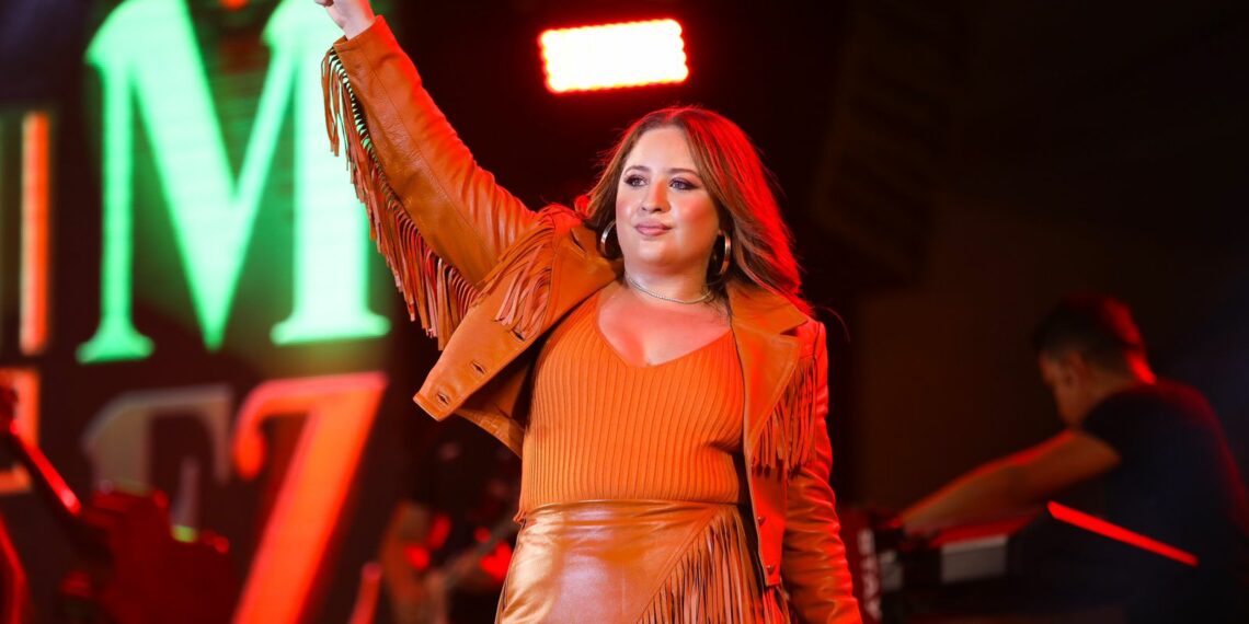 Segunda atração da noite, Mari Fernandez fará mais de 30 shows no São João