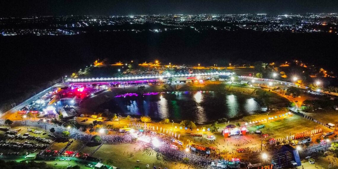 Fortal: evento inova com trios independentes e shows de mais de 10 ícones da axé music