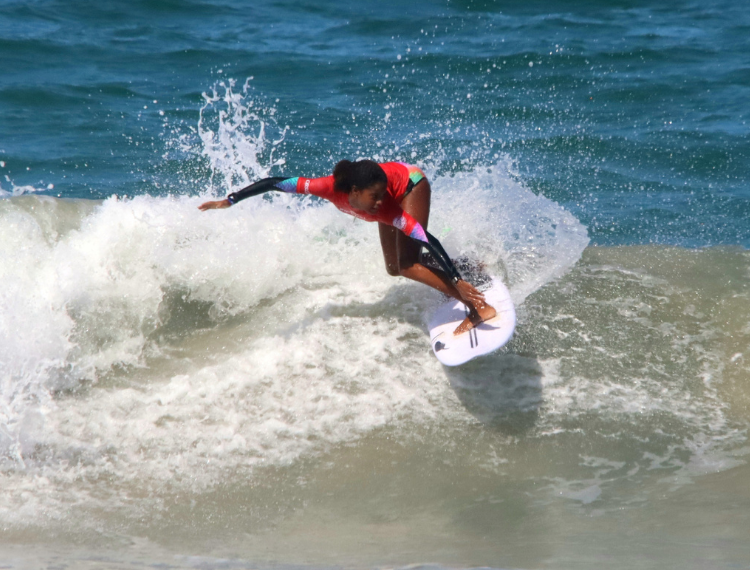Equipe baiana conquista vaga na 1ª etapa do Circuito Brasileiro de Surfe de Base