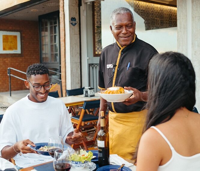 Boteco Português oferece vantagens especiais no Dia dos Namorados