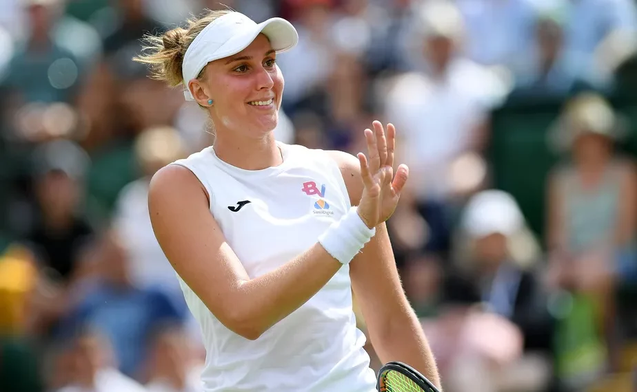 Bia Haddad perde para número 1 do mundo e deixa torneio de Roland Garros