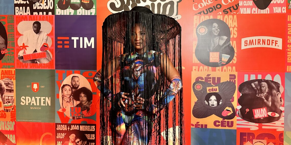 “Nossa música, não é mais alternativa, é uma escolha principal” afirma Larissa Luz sobre artistas independentes