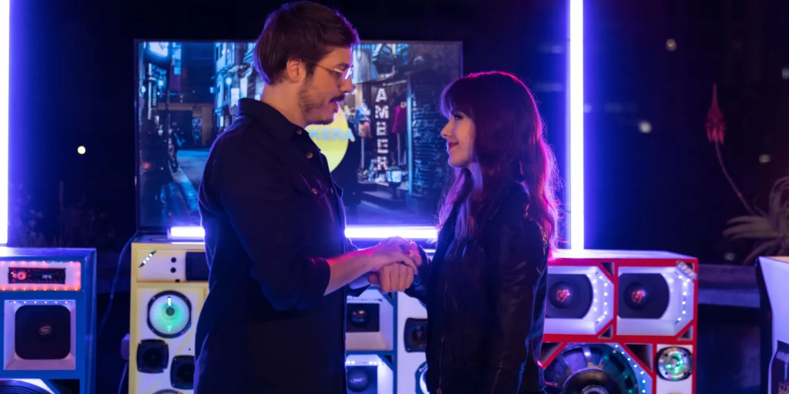 “Evidências do Amor”: uma comédia romântica cheia de clichês, mas gostosa de assistir