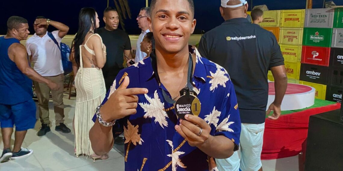 Reality do Arrocha: Raique Santana vence a primeira edição do programa