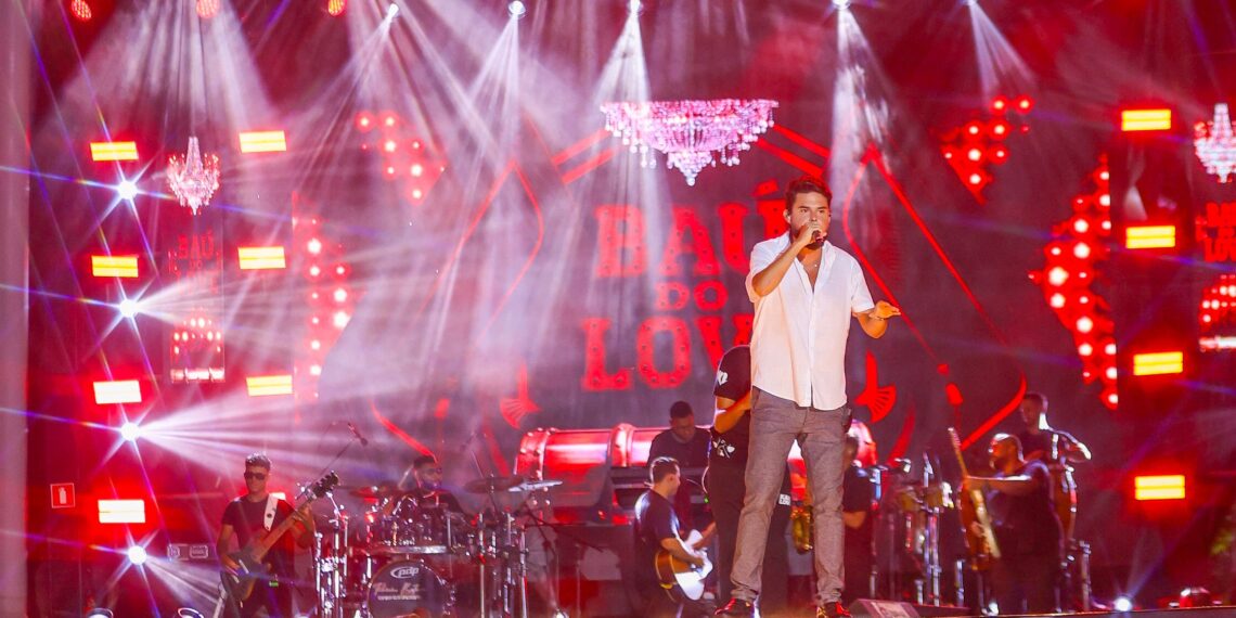 Kart Love emociona o público com show marcante em Itaparica