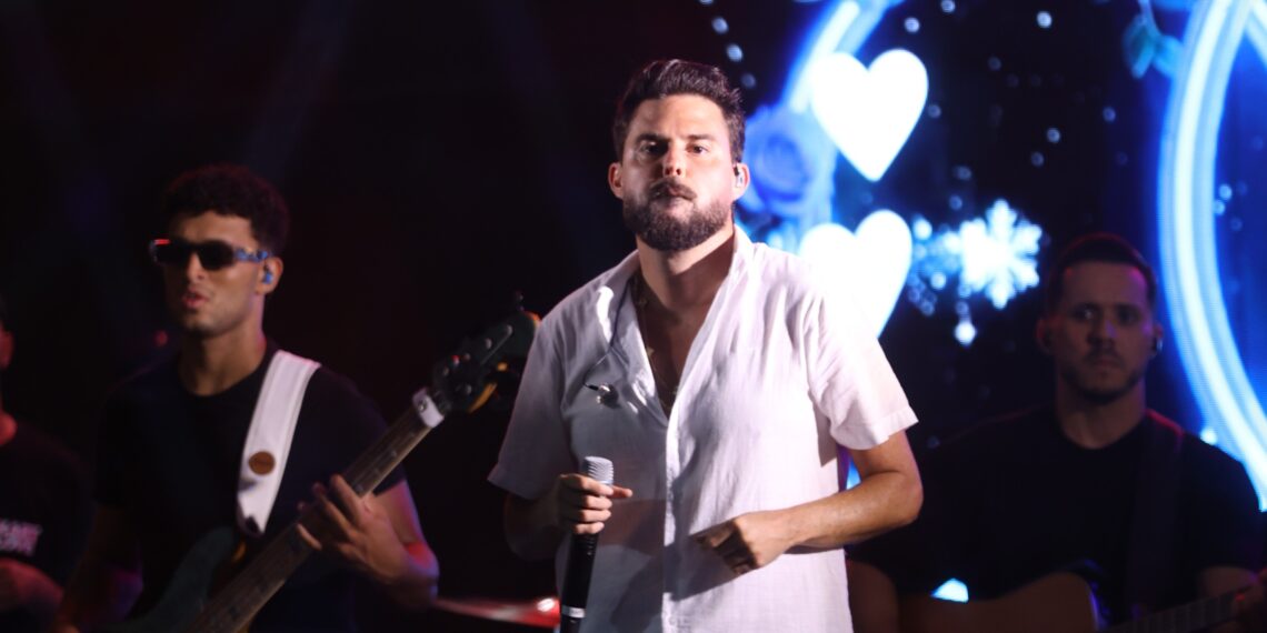 Kart Love emociona público com show em Garapuá (BA)