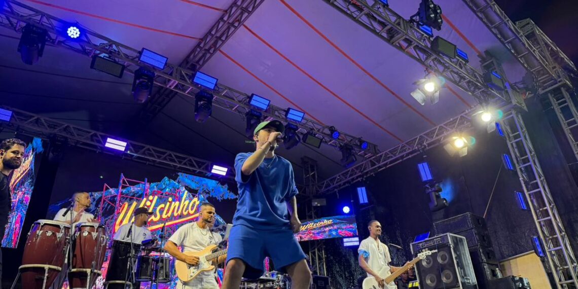 Com muito swing, Wilsinho fez CarnaGamboa ferver