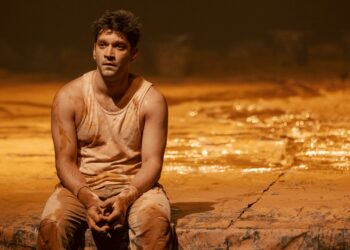 Após sucesso internacional, Tom na Fazenda chega a Salvador para curta temporada no Teatro Sesc Casa do Comércio