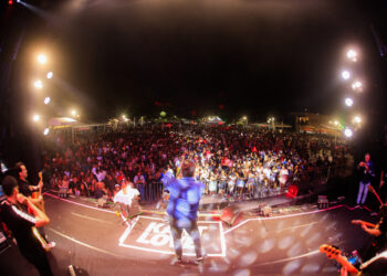 Show lotado! Kart Love levou romantismo e sofrência ao São João de Castro Alves